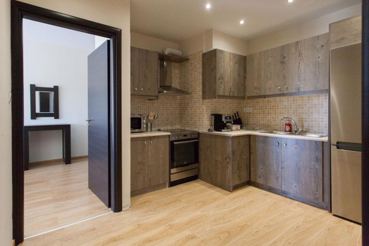 Modern Apt In Glyfada A Breath Away From The Sea - The View 아테네 외부 사진