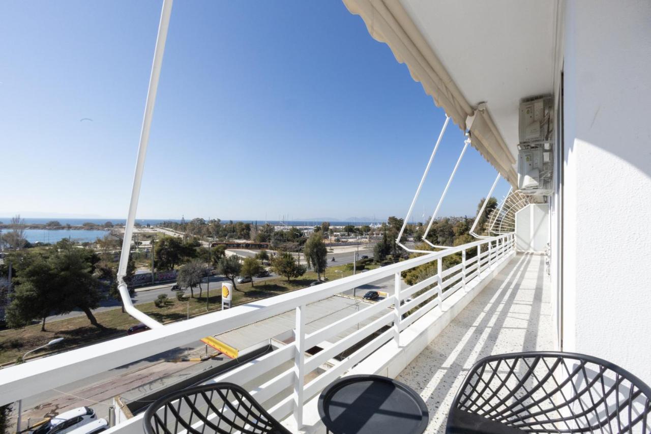 Modern Apt In Glyfada A Breath Away From The Sea - The View 아테네 외부 사진