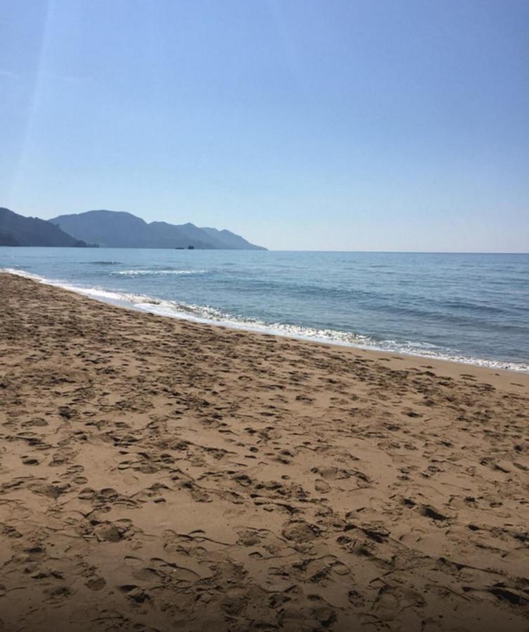 Modern Apt In Glyfada A Breath Away From The Sea - The View 아테네 외부 사진